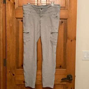 Athlete size 8 cargo zip city fit legging in gray